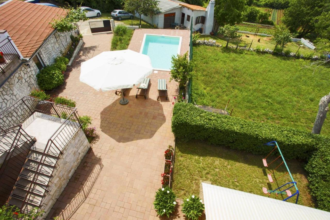 Holiday Home Elvis, Village Kujici Hreljići Екстериор снимка