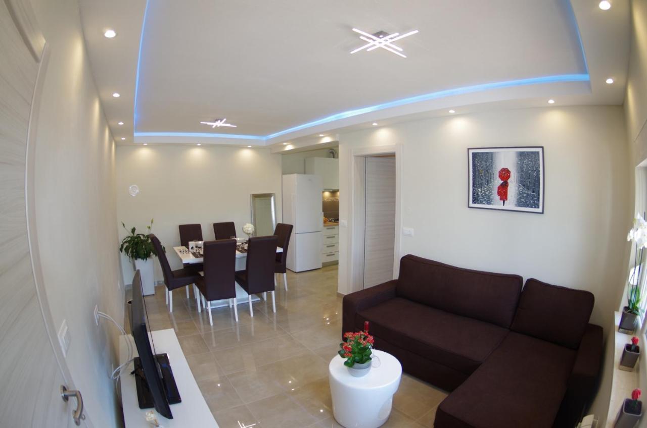 Holiday Home Elvis, Village Kujici Hreljići Екстериор снимка