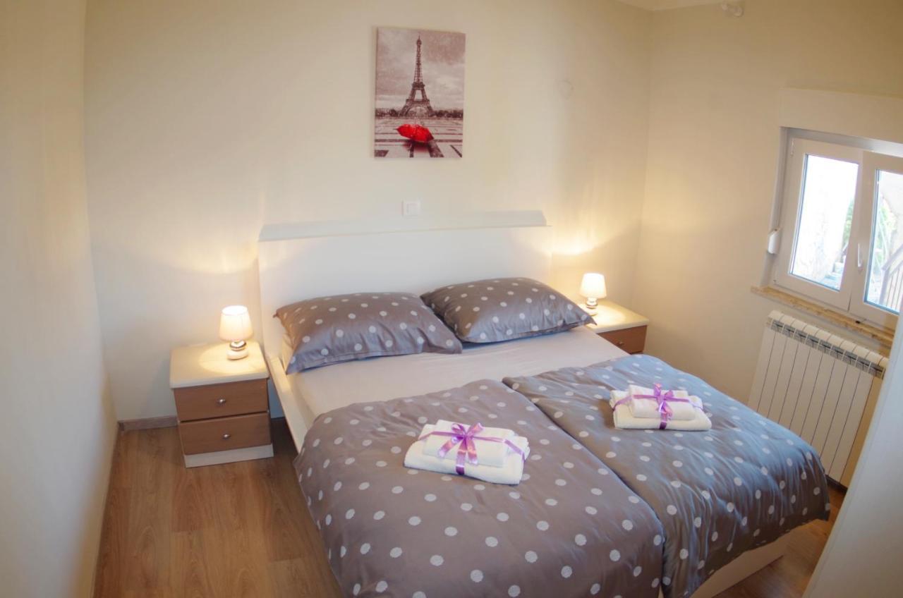 Holiday Home Elvis, Village Kujici Hreljići Екстериор снимка