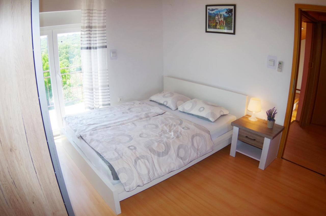 Holiday Home Elvis, Village Kujici Hreljići Екстериор снимка