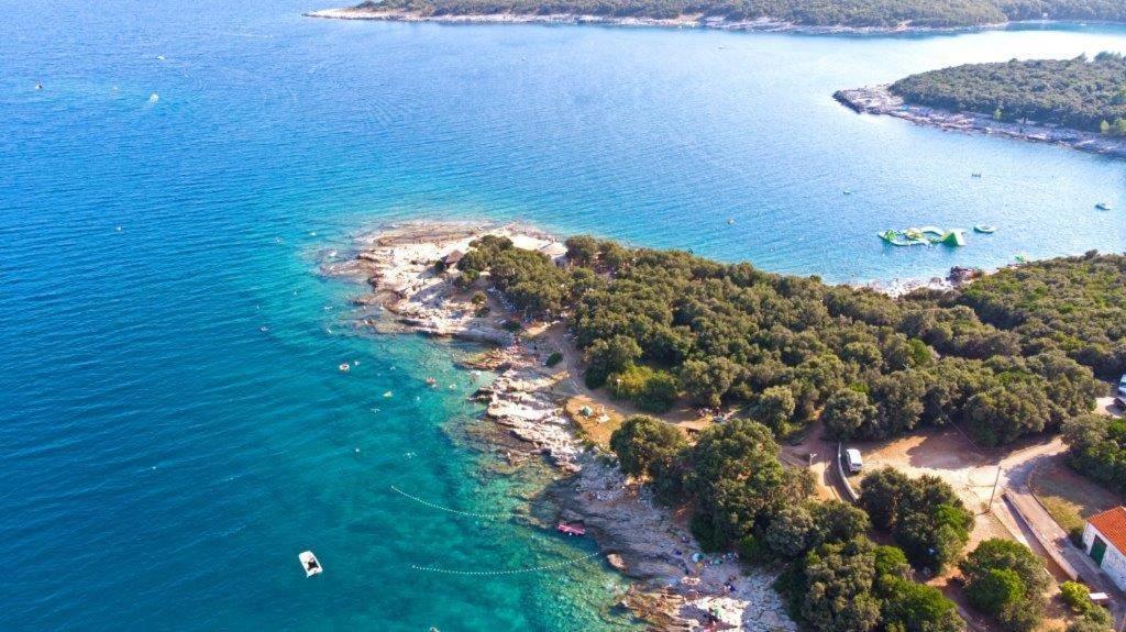 Holiday Home Elvis, Village Kujici Hreljići Екстериор снимка